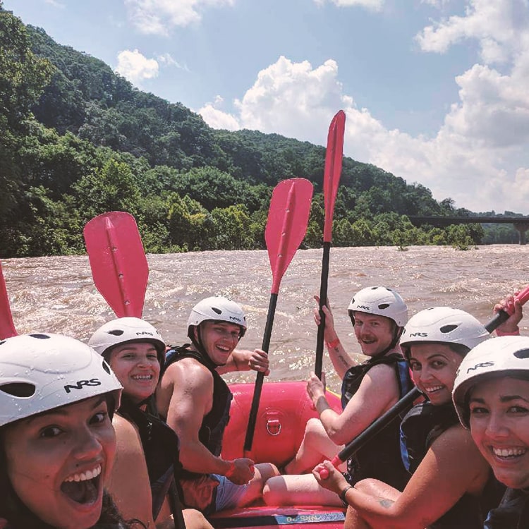 Au pairs kayaking